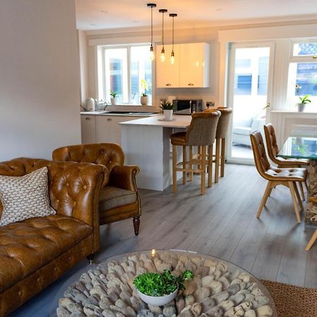 Lovely 2 Bed House In Питлохри Екстериор снимка